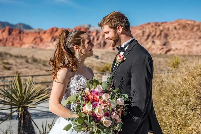Red Rock Canyon Weddings - Couple in front of Red Rock Canyon